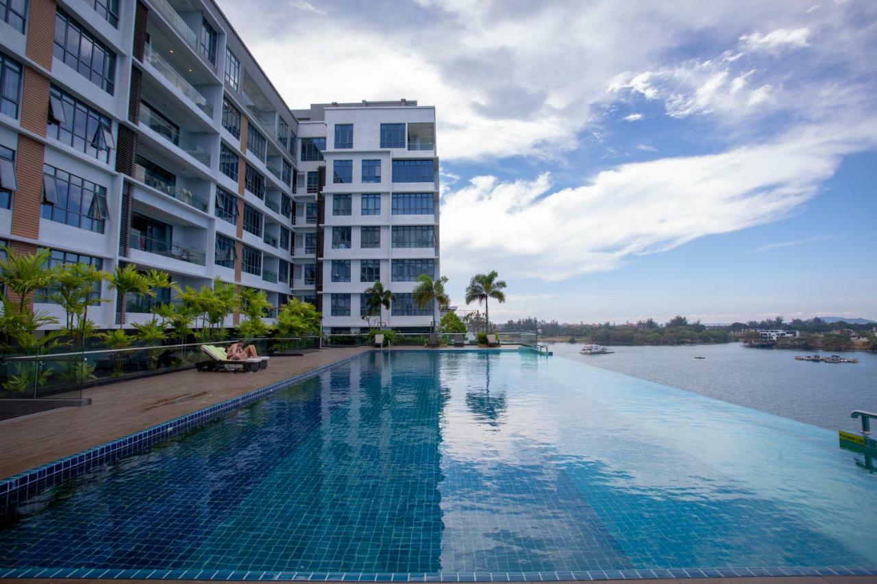 Elegant Living @ Pelagos Suites Oceanus Waterfront Kk Kota Kinabalu